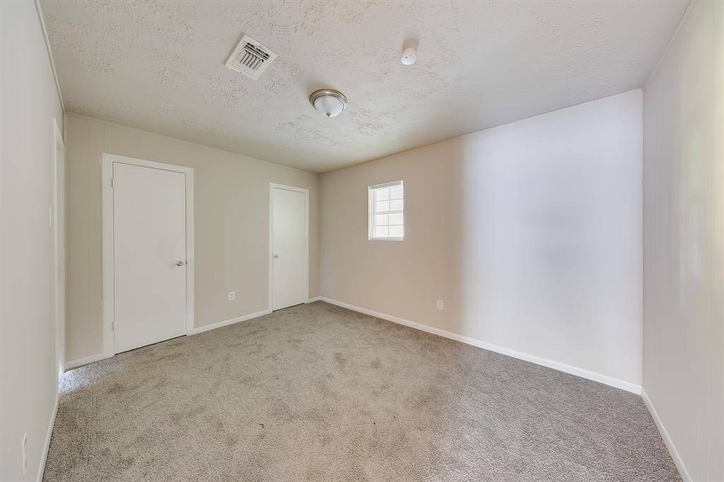 This additional bedroom offers generous space, perfect for creating a comfortable and functional environment. With a private closet, it provides ample storage for your belongings, making it an ideal retreat for family members or guests. The room’s versatility allows for various design options, ensuring it meets your needs beautifully.