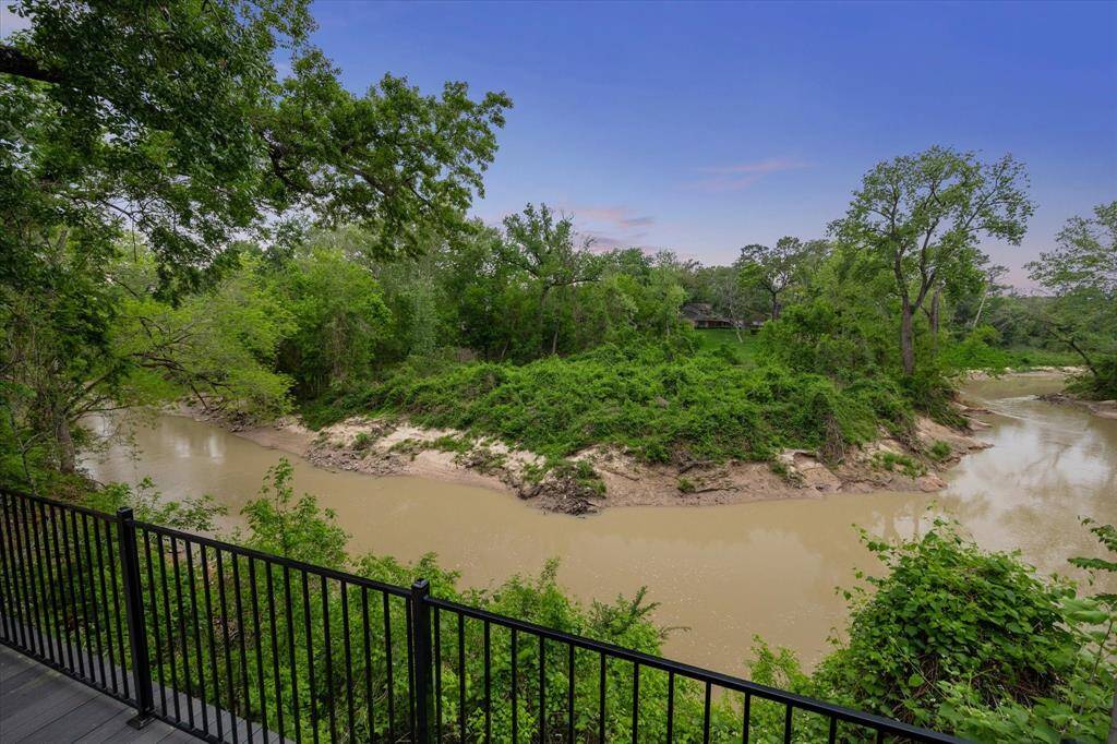 Breathtaking views of Buffalo Bayou.