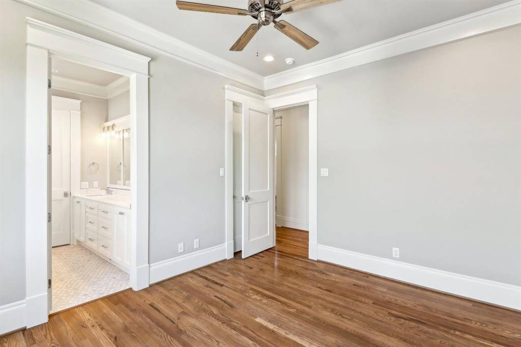 The other side of the shared bath / secondary bedroom.