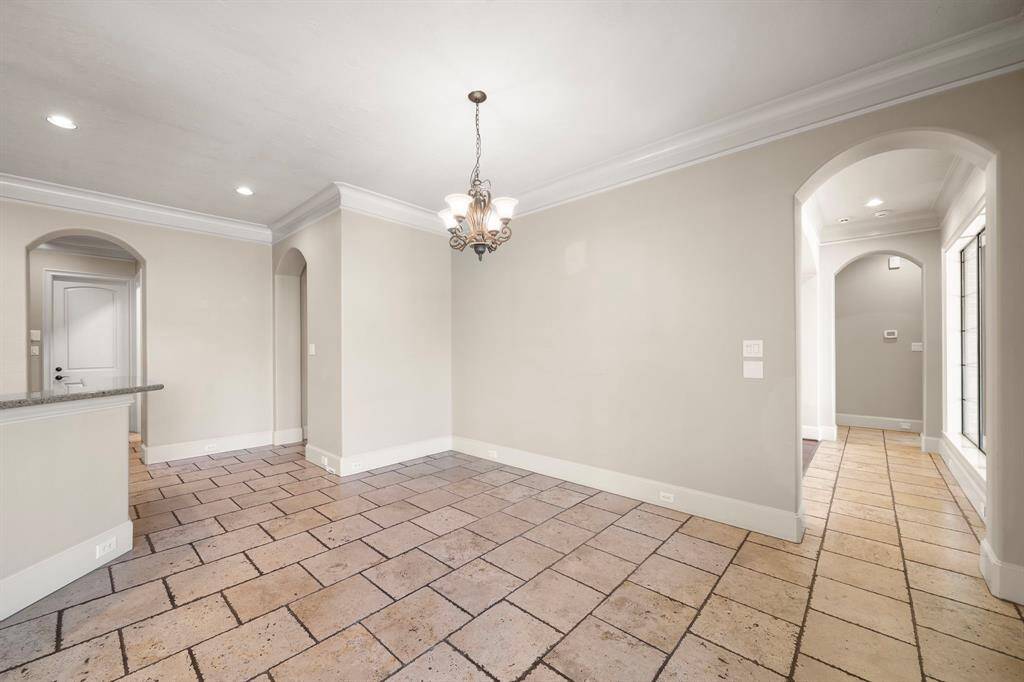 Breakfast room