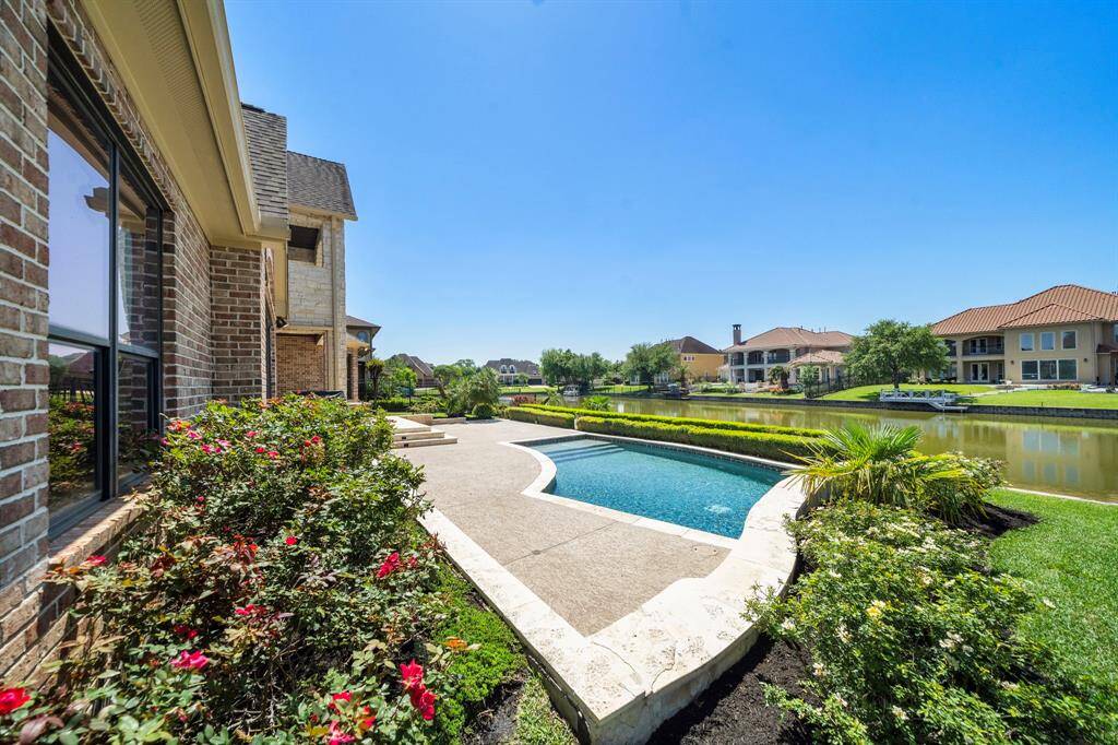 Every view is amazing from the private pool