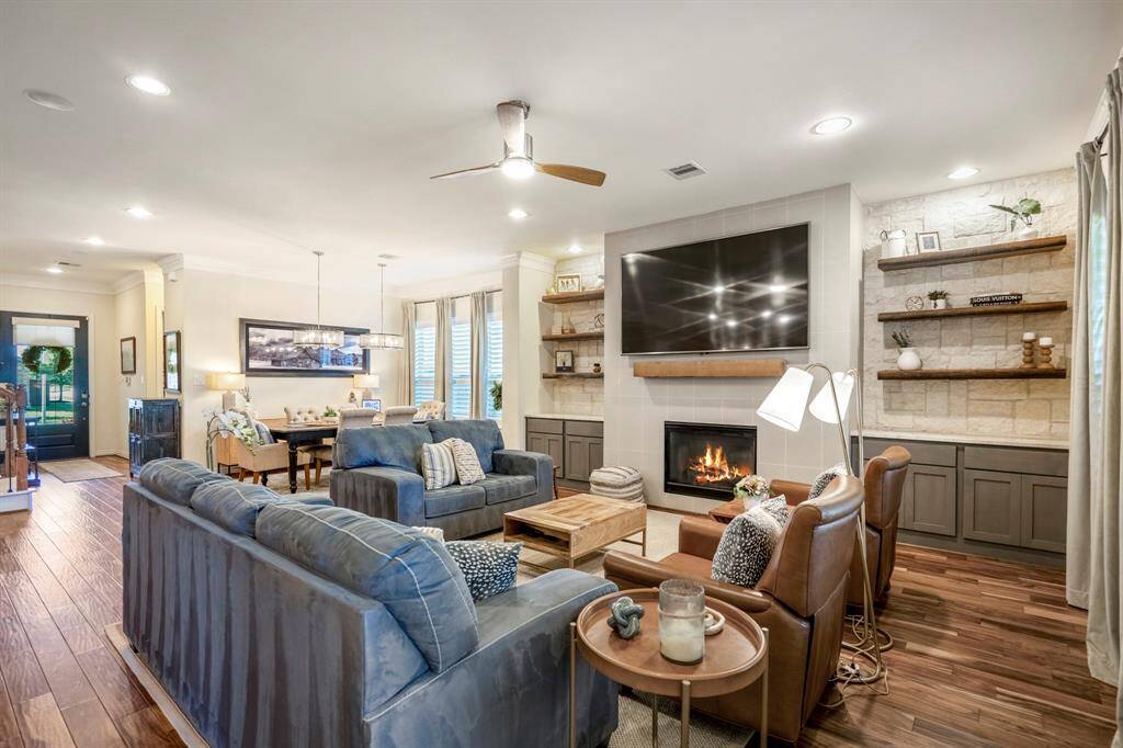 An ideal retreat offering your family a cozy relaxing space to enjoy and saviour.
