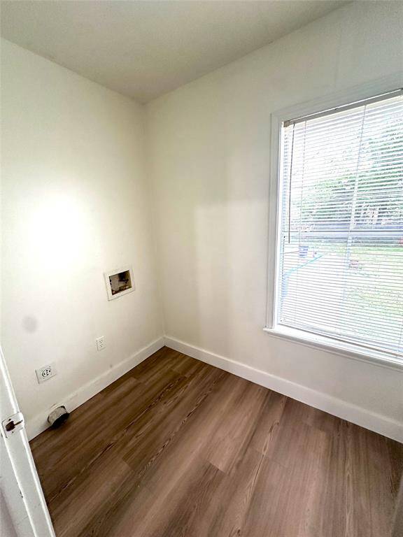Spacious Laundry Room