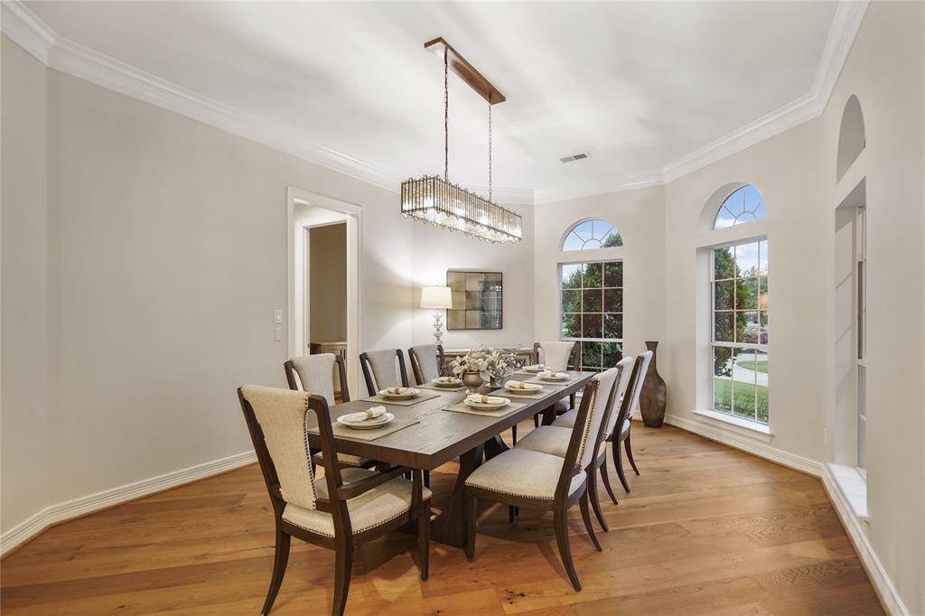 Formal Dining Room.
