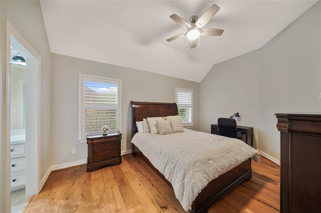 Large Secondary Bedroom