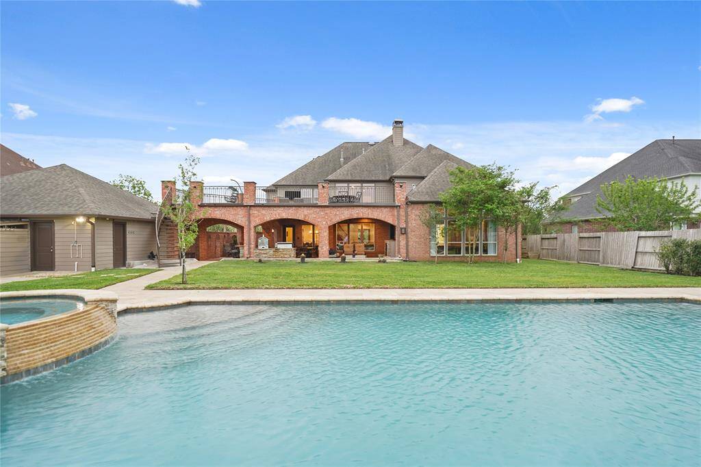 Step outside into your tropical paradise.