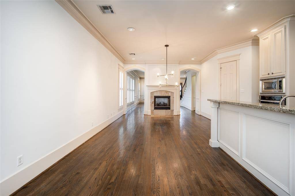 Photos from previous listing.