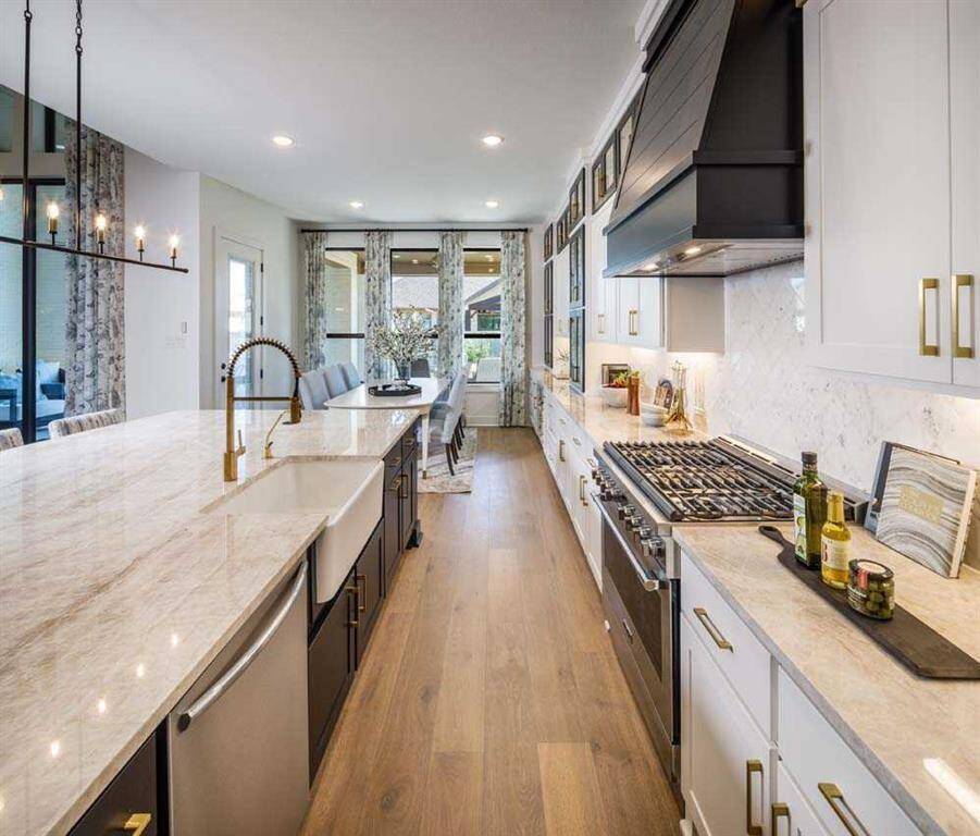 Representative Photos222C Kitchen