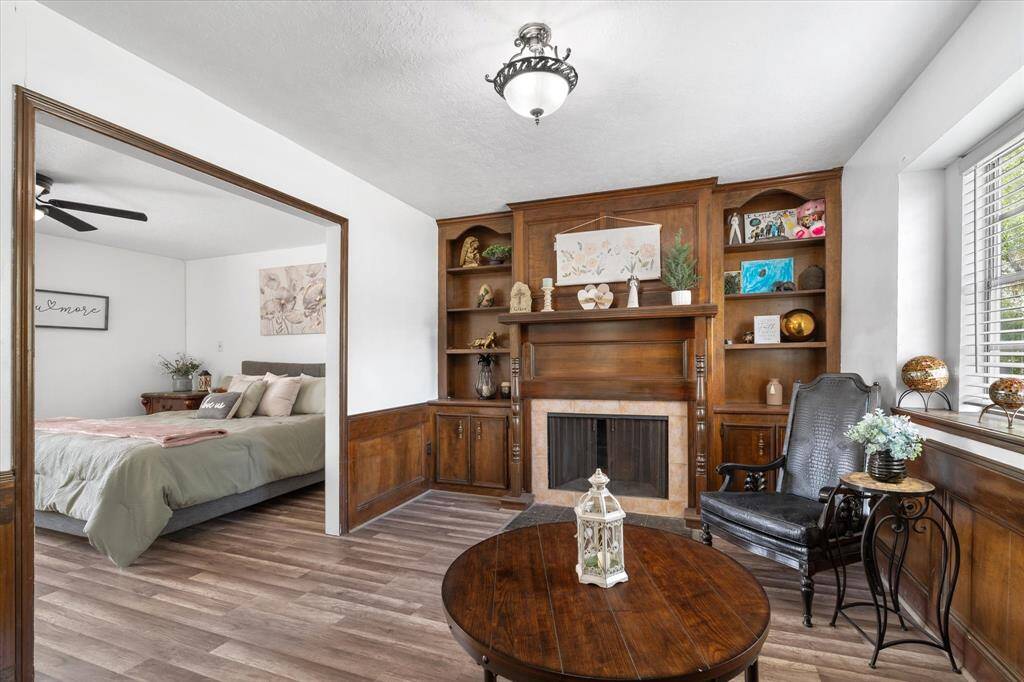 Primary Bedroom - Alternate View