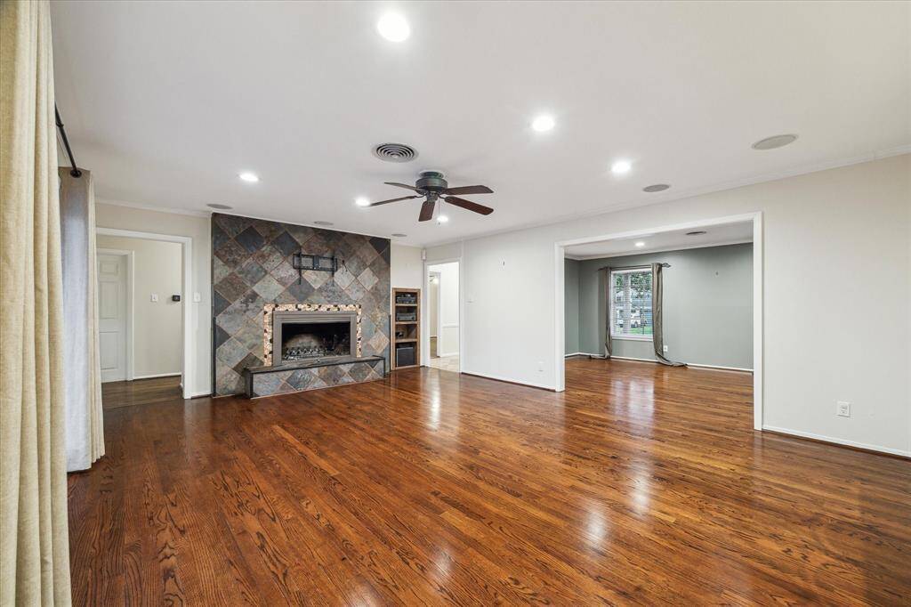 Slate fireplace and hearth. Polk audio surround sound speakers & subwoofer.