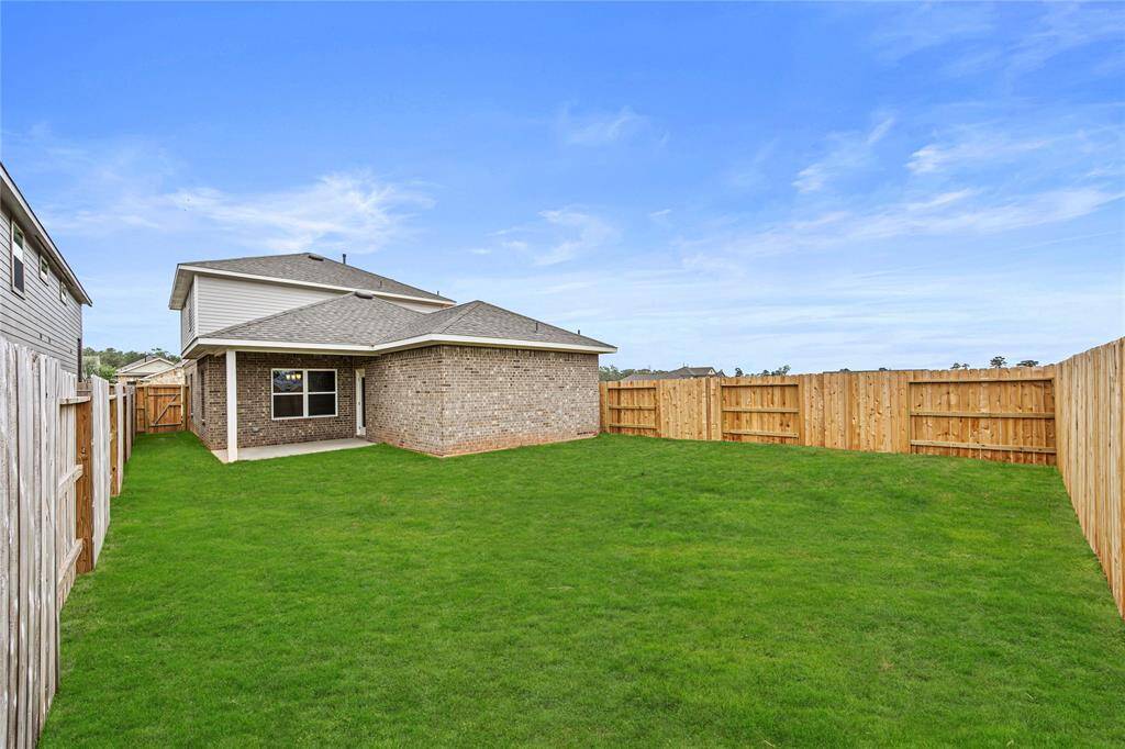 Spacious Backyard- No Back Neighbors!!!
