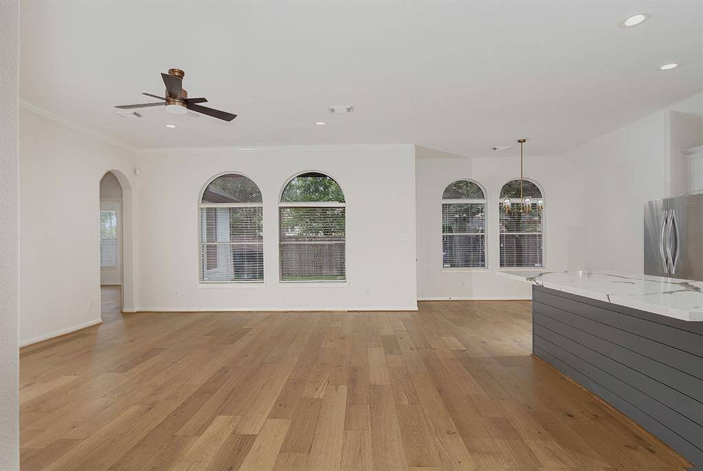 Family room, kitchen, breakfast area