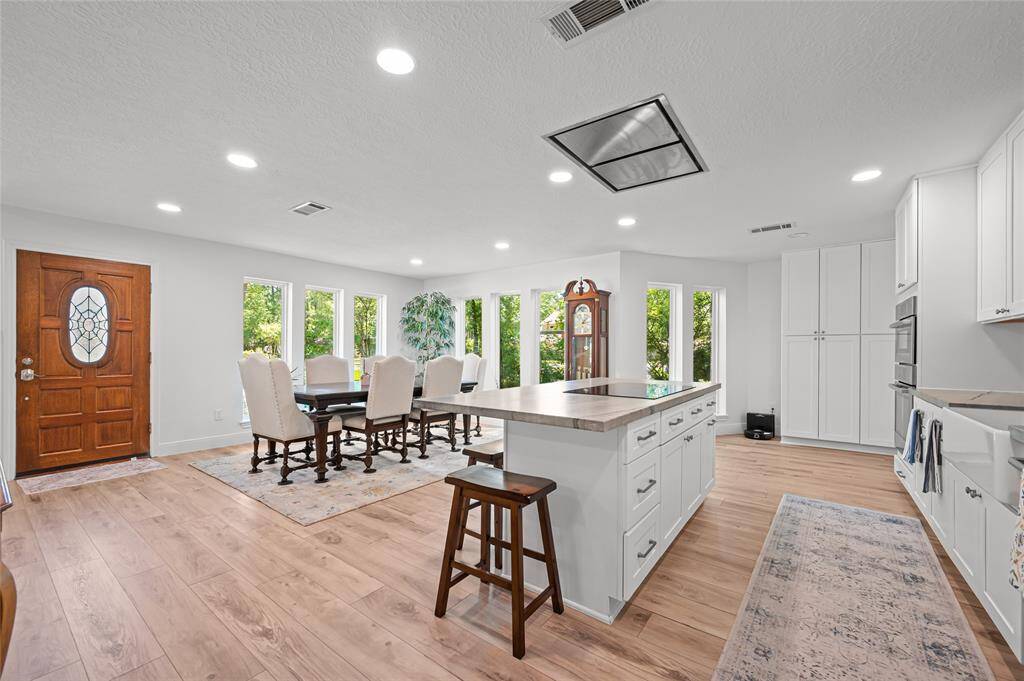 Kitchen/Dining