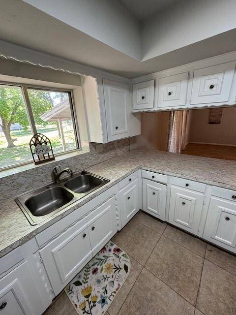 L Shaped Countertop with more Cabinet space