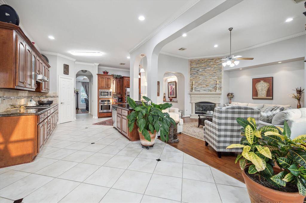 Breakfast room looking to the gorgeous kitchen and den.