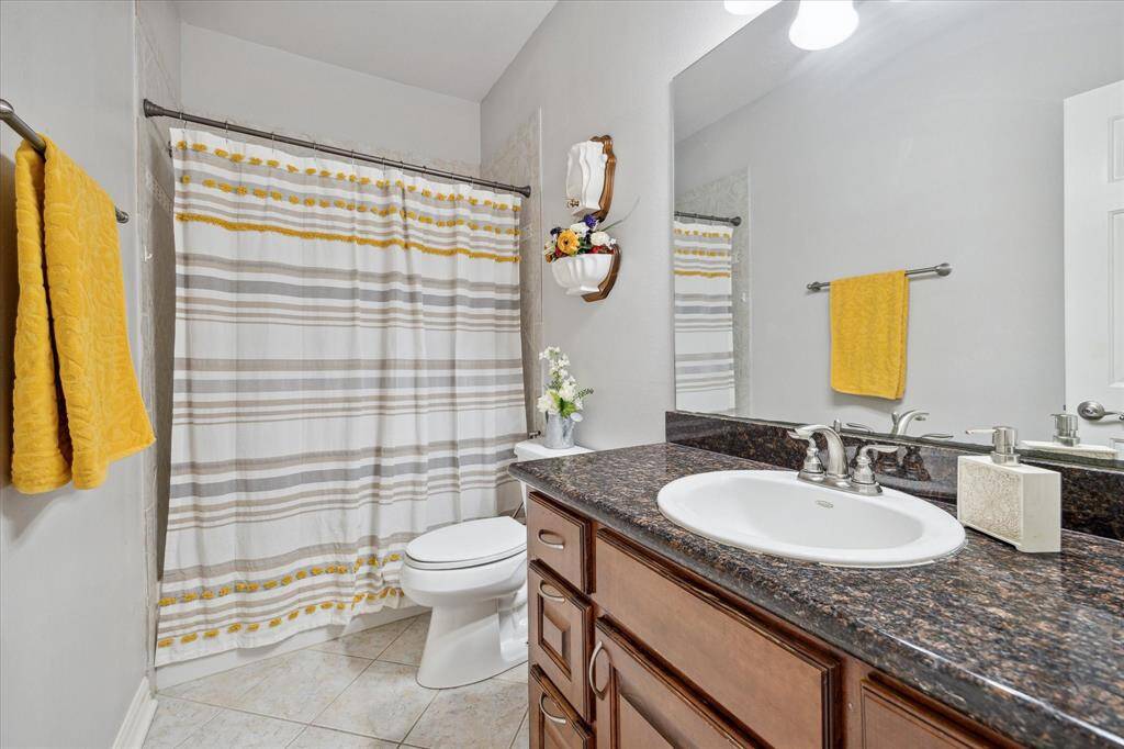 Full guest bath two.. Yes, three full bathrooms, all on one floor!