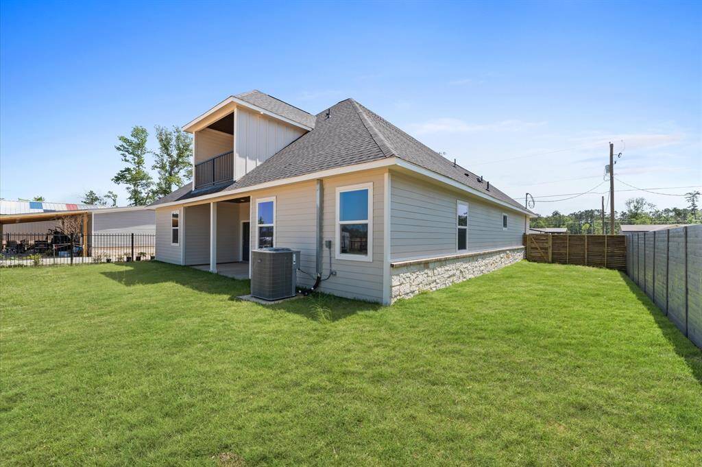 Massive 14,000 SF backyard with no back neighbors—spacious enough for vehicle access if needed.