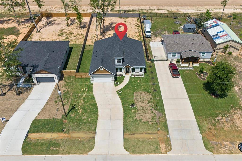 This home checks all the boxes—space, privacy, and freedom to make it your own.
