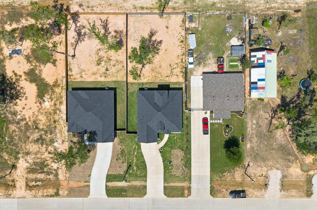 This home checks all the boxes—space, privacy, and freedom to make it your own.