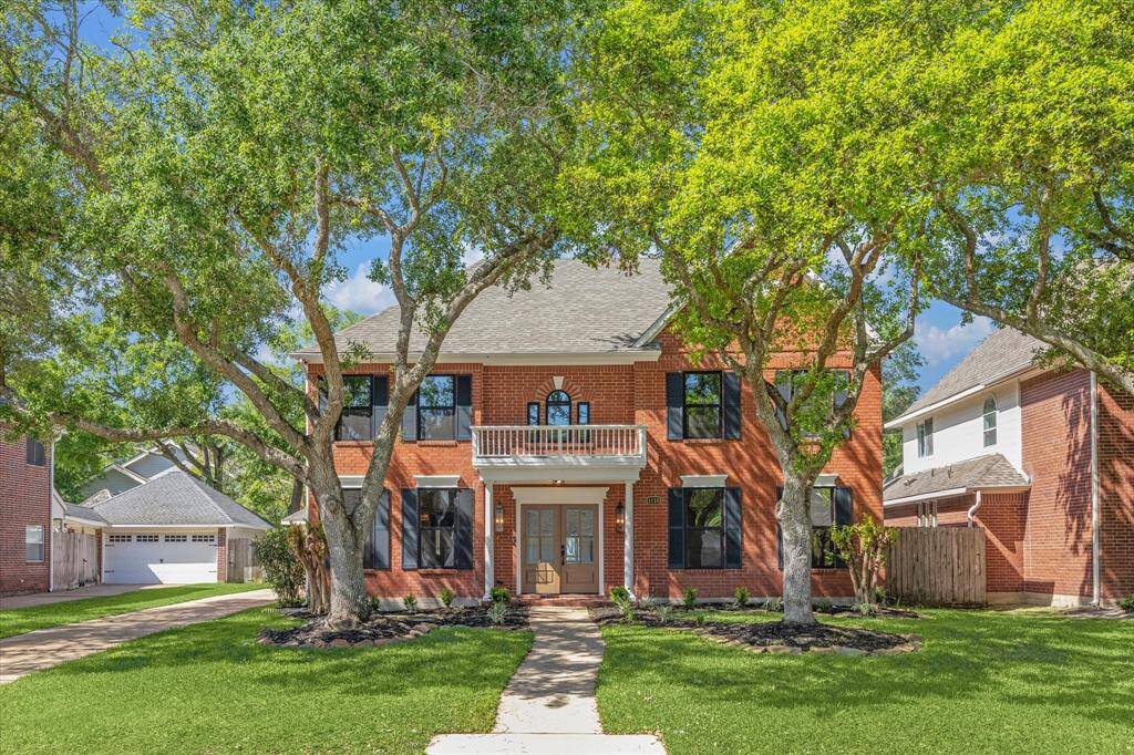 Welcome home! You will love the Green Trails community!