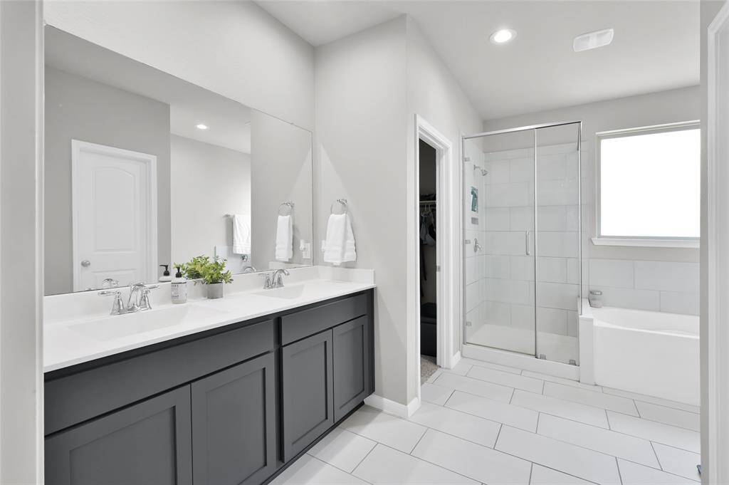 Oversized Master Bath