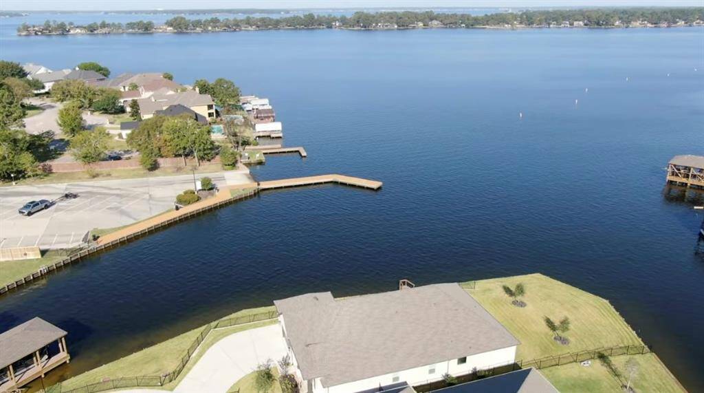 Private Neighborhood Dock & Boat Ramp