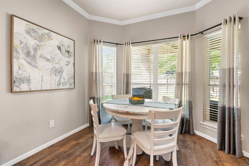 Breakfast nook