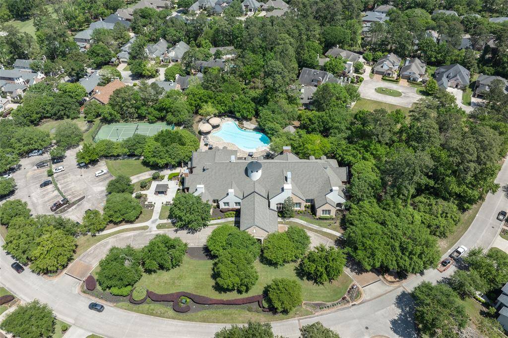View of Manor House included in your HOA.