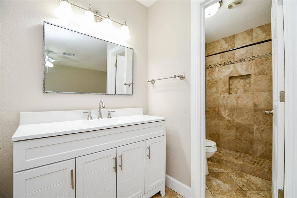 Primary bath