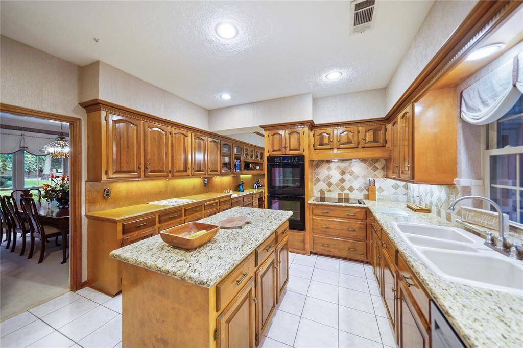 Cozy dining area accessible through an adjoining doorway.
