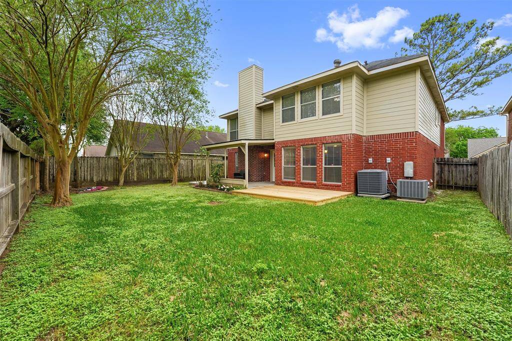 Spacious backyard
