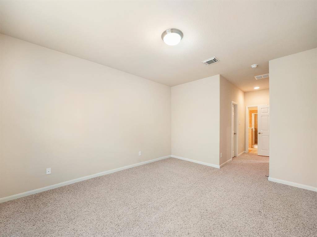 Ensuite in master