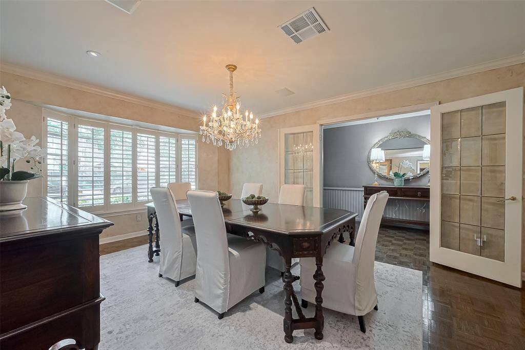 Huge dining room right off the entry of the home.