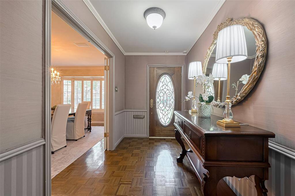 Formal entry leads to dining room.
