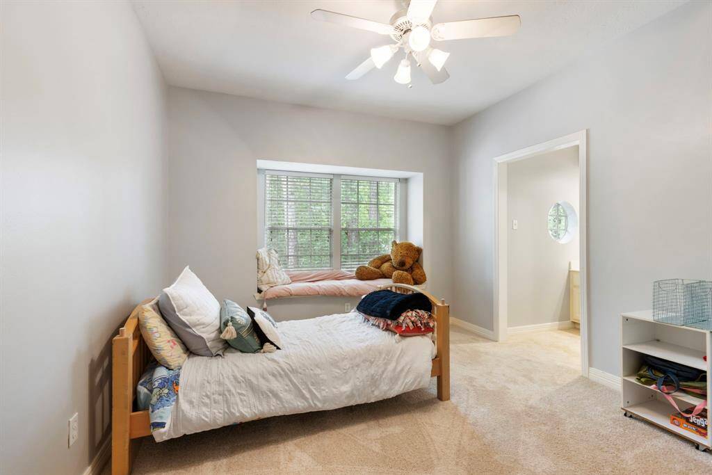 Secondary bedroom sharing the Jack and Jill bathroom.