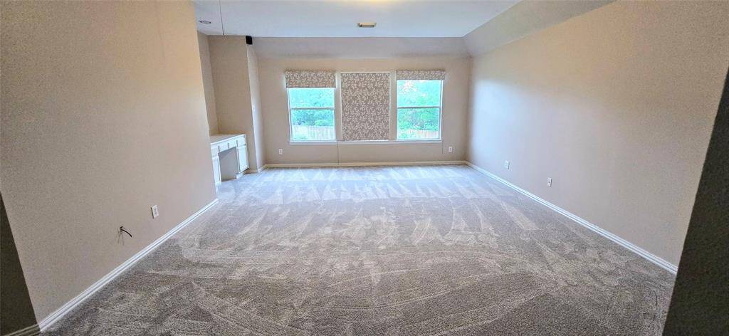Huge gameroom to entertain kids