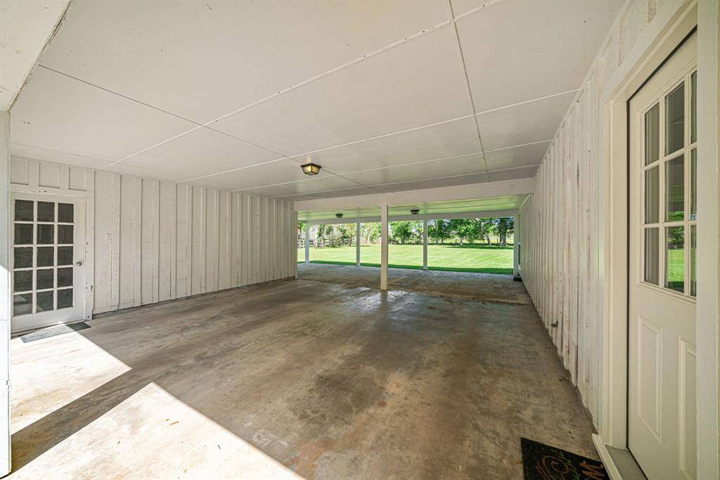 Carport covered parking, no more getting drenched unloading groceries and kids from shopping on rainy days.