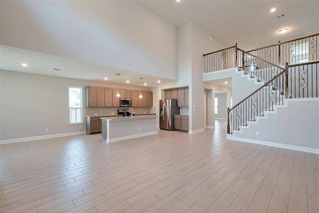 Fantastic open floorplan