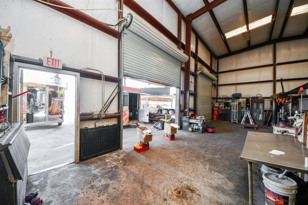 Doble over-site doors