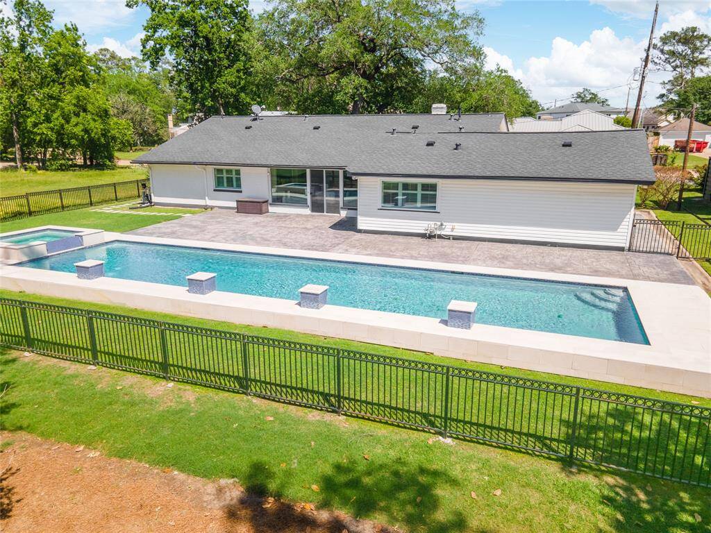 Custom built lab pool designed for both relaxation and fitness.