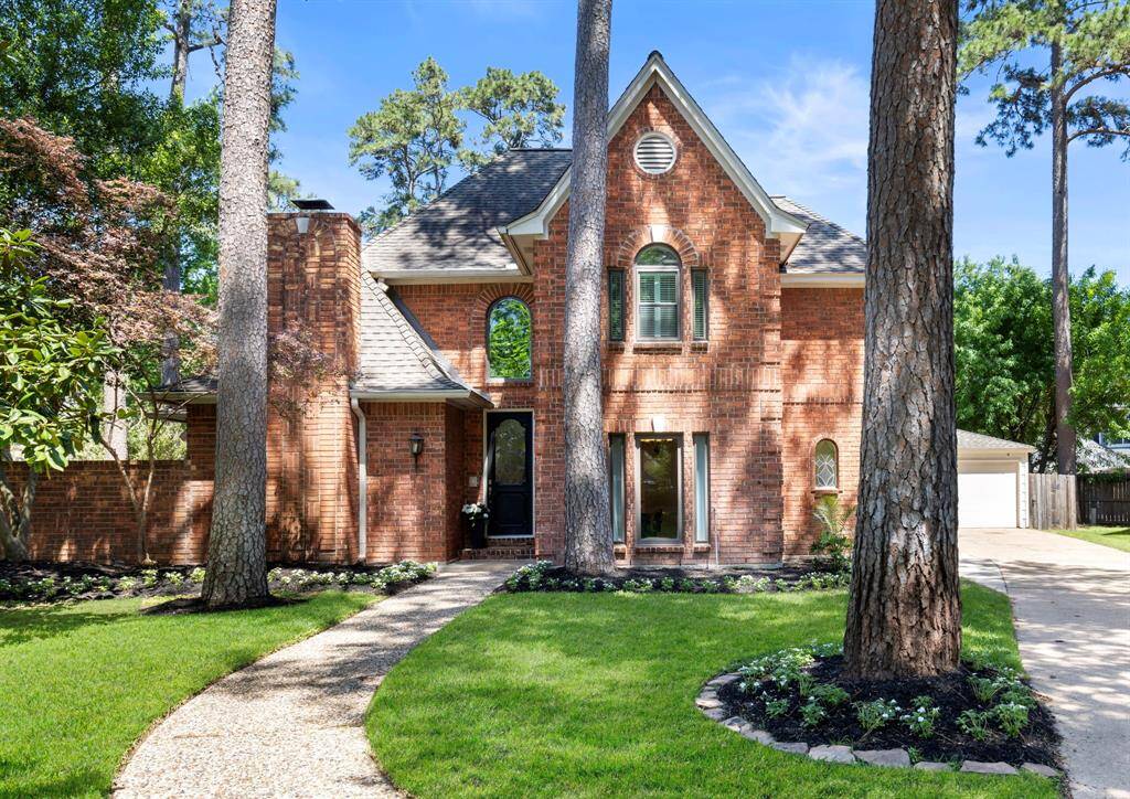 Welcome home to 14718 Pano Lane!