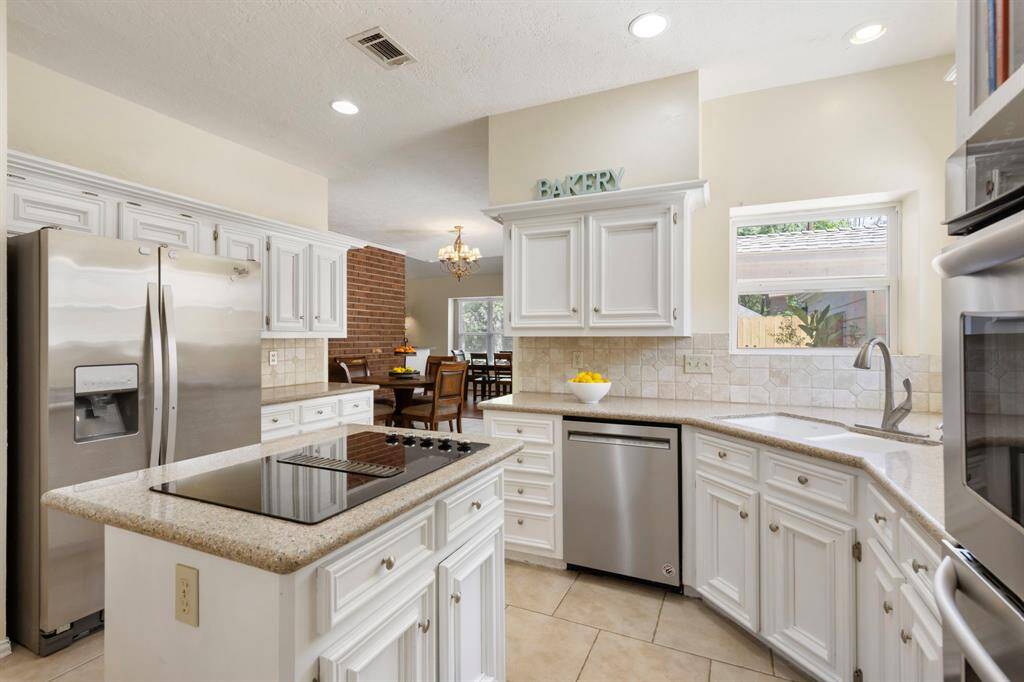Washing dishes with a window view...yes please!