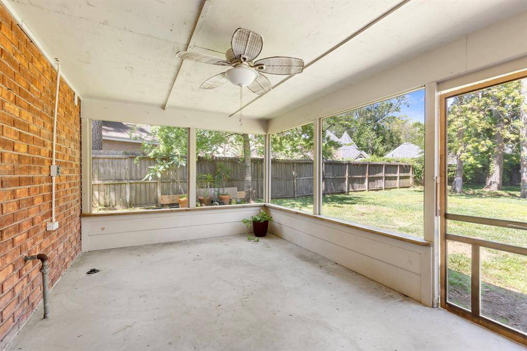 Step onto the screened-in patio, perfect for outdoor relaxation & entertaining.