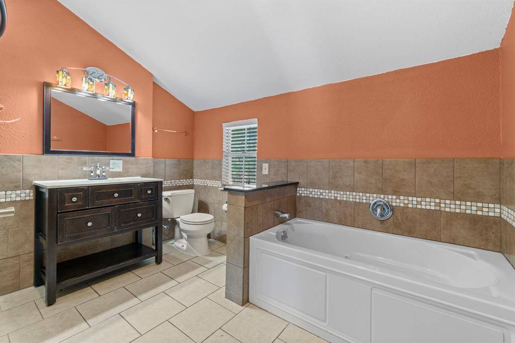 private ensuite bathroom garage apartment
