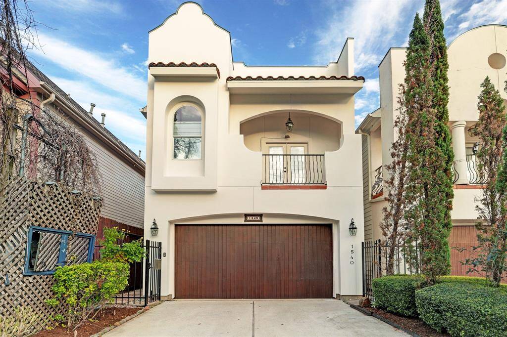 Welcome to 1540 Lawrence Street!