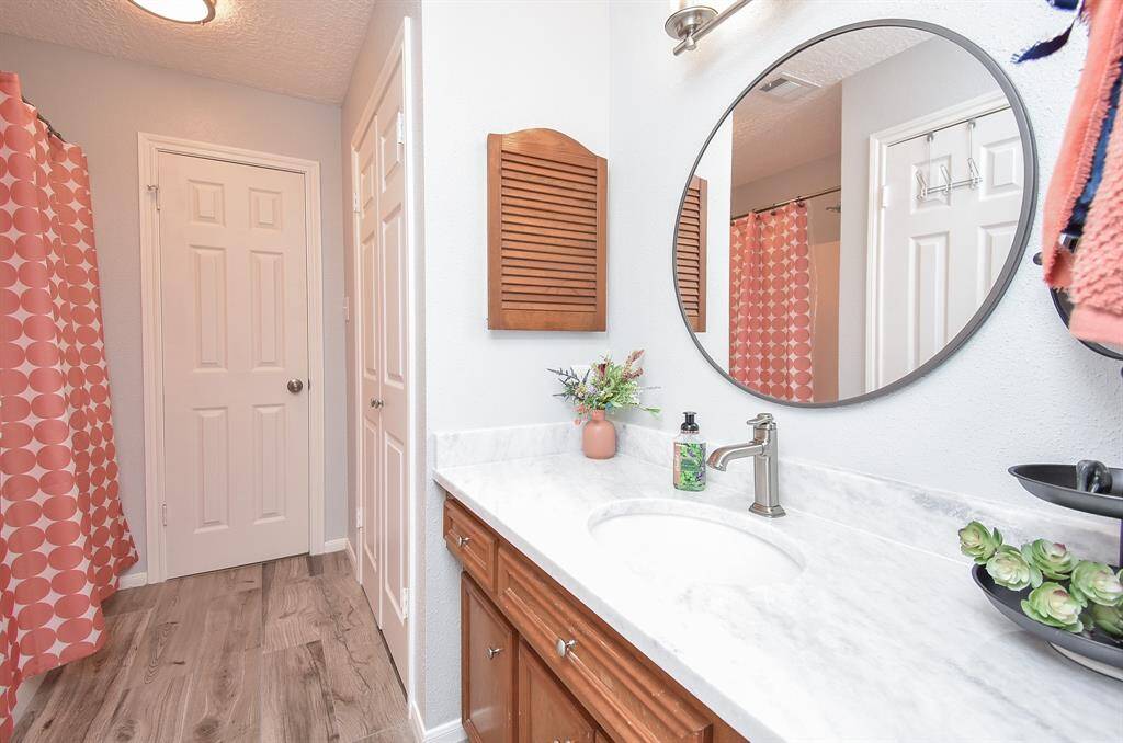 Secondary Bath