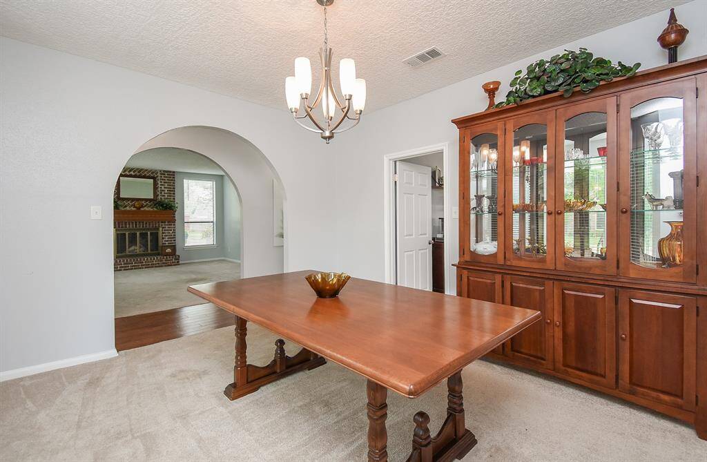 Formal Dining