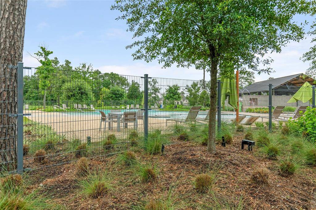 Community pool
