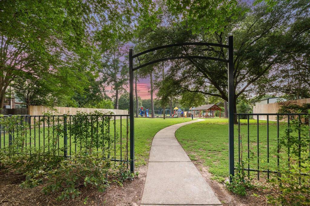 Take a walk to the very next street to enjoy the serene setting right outside your door.