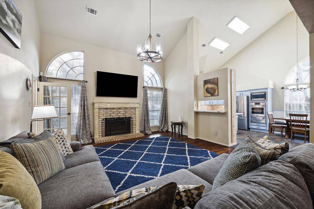 I'm sorry I'm just teasing you with the kitchen so far, but this den is so large and inviting. You and your loved ones are going to love it.